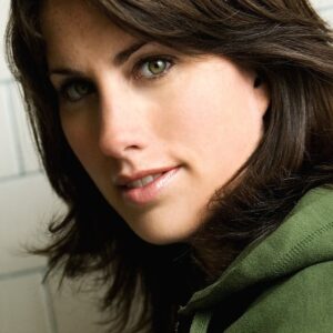 تصویر هنرمند Erin Foley