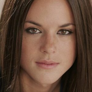 تصویر هنرمند Sarah Butler