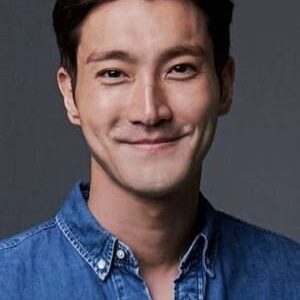 تصویر هنرمند Choi Si-won