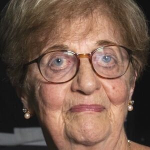 تصویر هنرمند María Luisa Solá