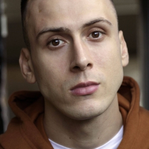 تصویر هنرمند Rhys Yates