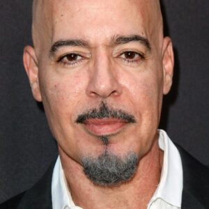 تصویر هنرمند Roberto 'Sanz' Sanchez