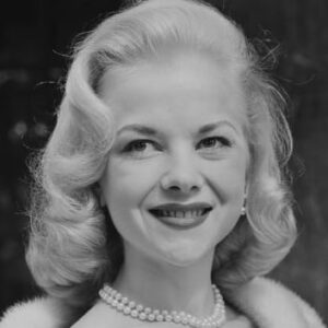 تصویر هنرمند Helene Stanley