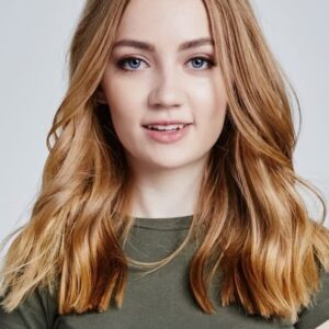 تصویر هنرمند Katie Beth Hall