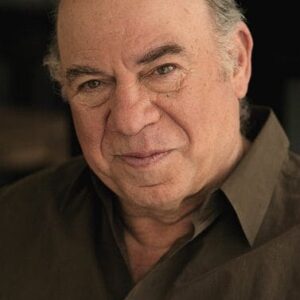 تصویر هنرمند Victor Raider-Wexler