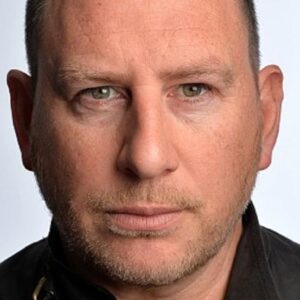 تصویر هنرمند Ben Crowe