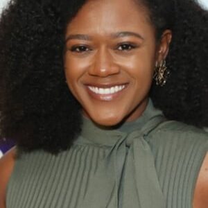 تصویر هنرمند Daisy Lightfoot