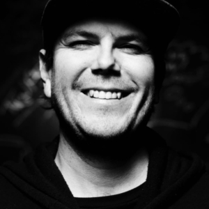 تصویر هنرمند Ryan Warren Smith