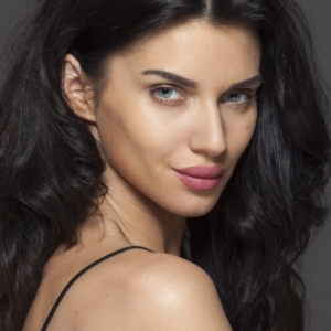 تصویر هنرمند Scarlett Mellish Wilson