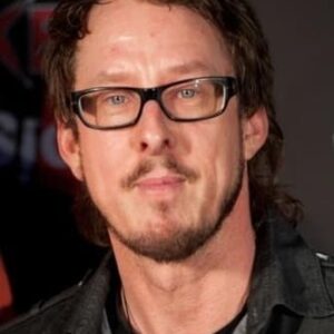 تصویر هنرمند Scott Shriner