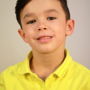 تصویر هنرمند Asier Flores