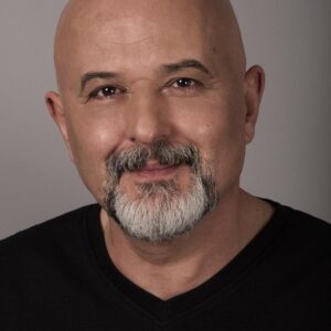 تصویر هنرمند Cem Emüler