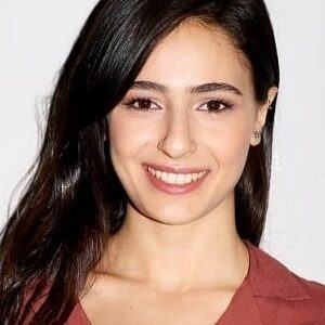 تصویر هنرمند Lucy Ayoub