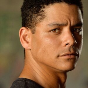 تصویر هنرمند Charlie Barnett