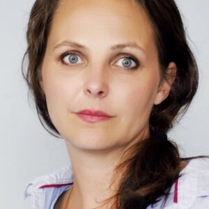 تصویر هنرمند Cecilie A. Mosli