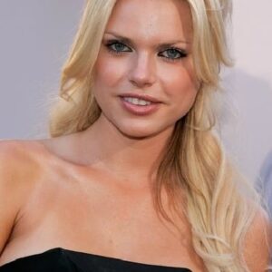 تصویر هنرمند Sophie Monk