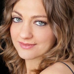 تصویر هنرمند Mageina Tovah