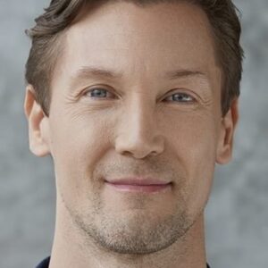 تصویر هنرمند Adam Ambruso