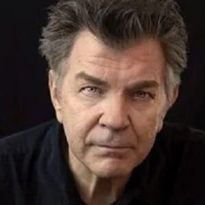 تصویر هنرمند Kenneth McGregor