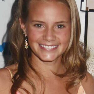 تصویر هنرمند Becca Gardner