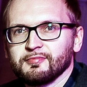 تصویر هنرمند Nikolay Larionov