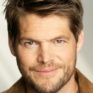 تصویر هنرمند Jareb Dauplaise