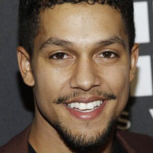 تصویر هنرمند Luke Broadlick