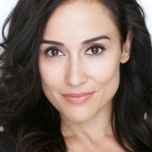 تصویر هنرمند Elena Evangelo