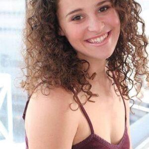 تصویر هنرمند Chelsea Chrostowski