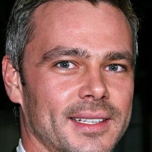 تصویر هنرمند Sergey Gubanov