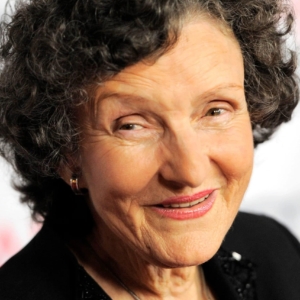 تصویر هنرمند Angela McEwan