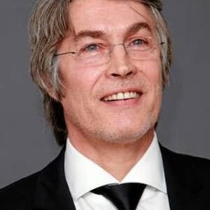 تصویر هنرمند Hugues Tissandier