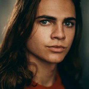 تصویر هنرمند Oliver Watson