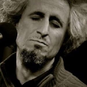 تصویر هنرمند Mohsen Namjoo