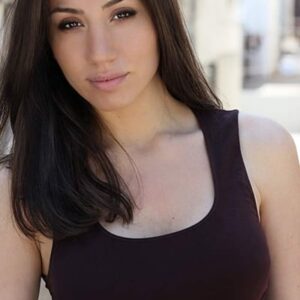 تصویر هنرمند Julie Asriyan