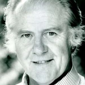 تصویر هنرمند Denys Hawthorne