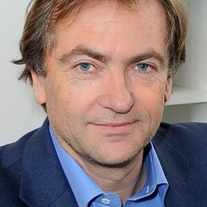 تصویر هنرمند Didier van Cauwelaert