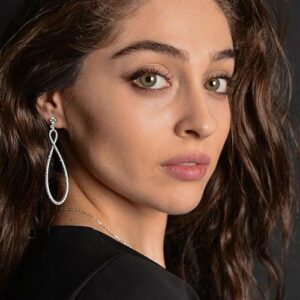 تصویر هنرمند Cemre Baysel