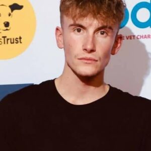 تصویر هنرمند Lewis Santer