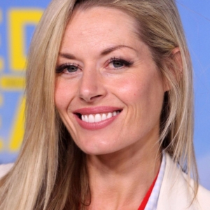 تصویر هنرمند Madeleine West