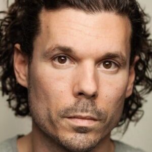 تصویر هنرمند Gareth Kieran Jones