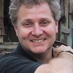 تصویر هنرمند Gerry Robert Byrne