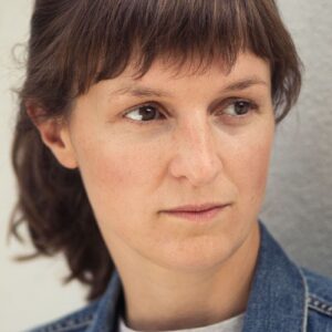 تصویر هنرمند Lilly Marie Tschörtner