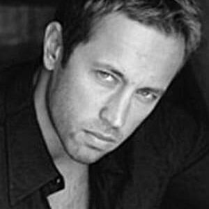 تصویر هنرمند Ilya Melnikoff