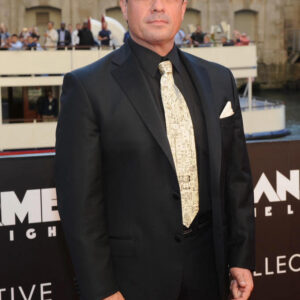 تصویر هنرمند Tom DeSanto