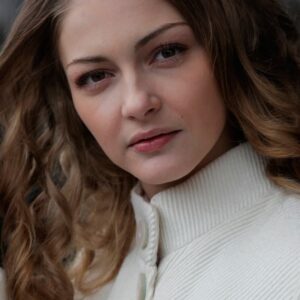 تصویر هنرمند Tatyana Kazyuchits