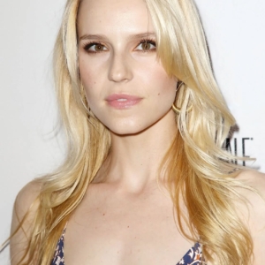 تصویر هنرمند Gia Crovatin