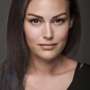 تصویر هنرمند Açelya Elmas