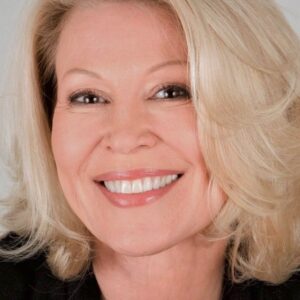 تصویر هنرمند Leslie Easterbrook
