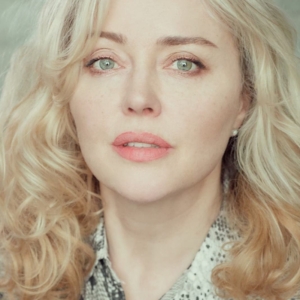 تصویر هنرمند Angeline Ball